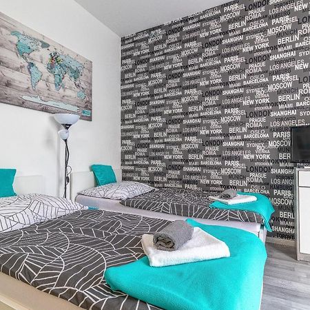 Bratislava -Apartment Near The City Center With A Balcony 외부 사진