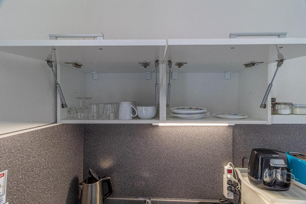 Bratislava -Apartment Near The City Center With A Balcony 외부 사진
